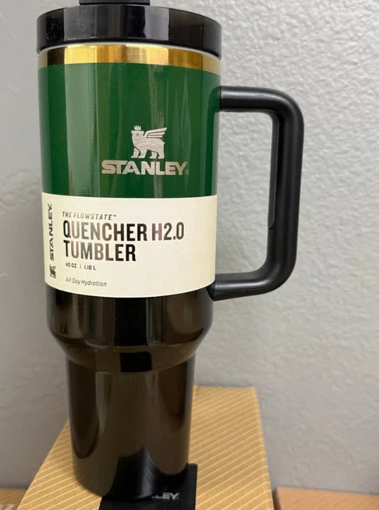 Stanley Wicked x Target Elphaba 40oz H2.0 Flowstate Quencher Tumbler